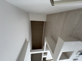 MODERNPARAZZO 大村litmus