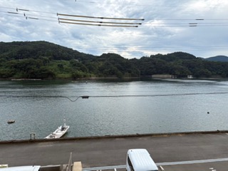戸石BRILLER